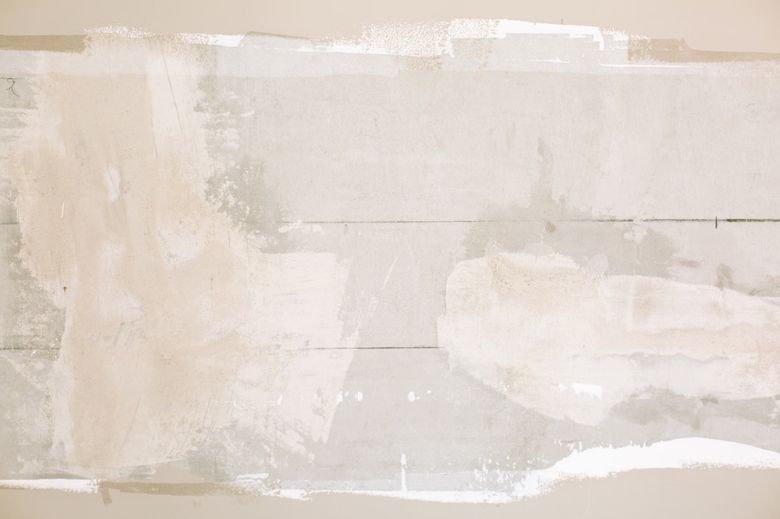 В чем принципиальное отличие составов Little Greene и Farrow & Ball?