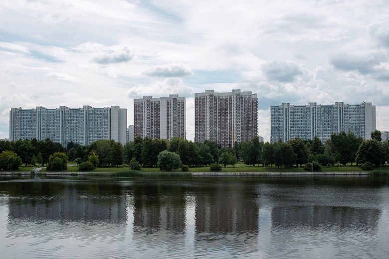 Московская идентичность в премиум-интерьере 2026: от панорам до исторических фасадов